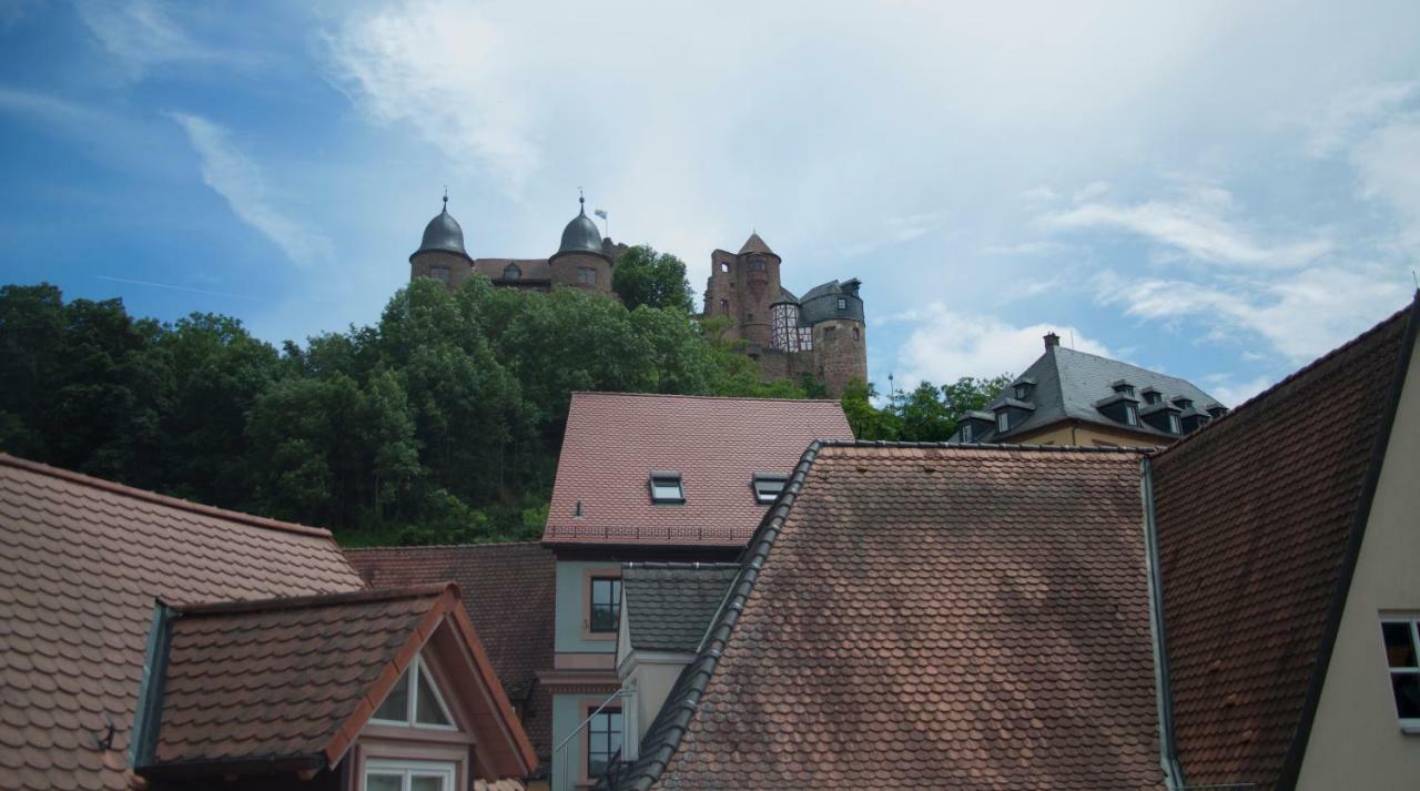 La Flamme Wertheim Garni Bed & Breakfast Exterior photo